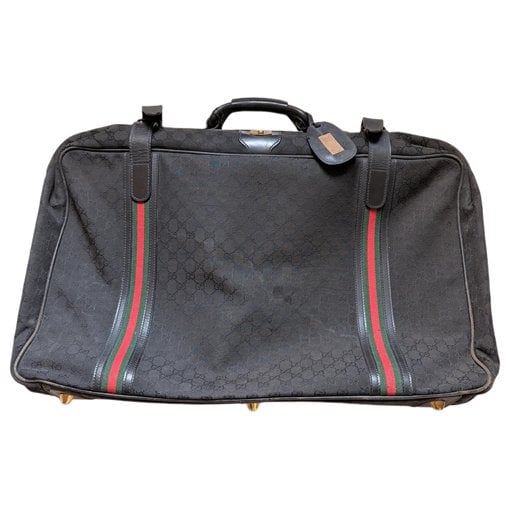 Leather travel bag