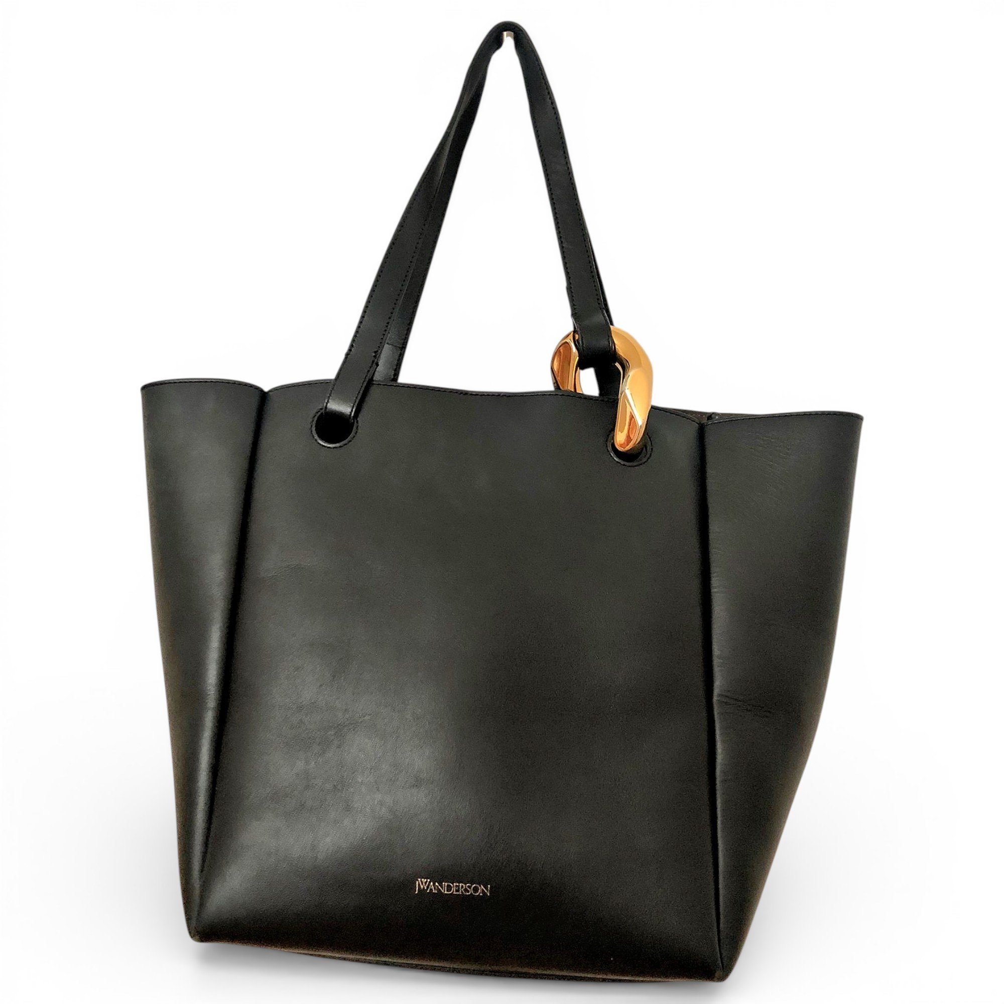 Leather tote