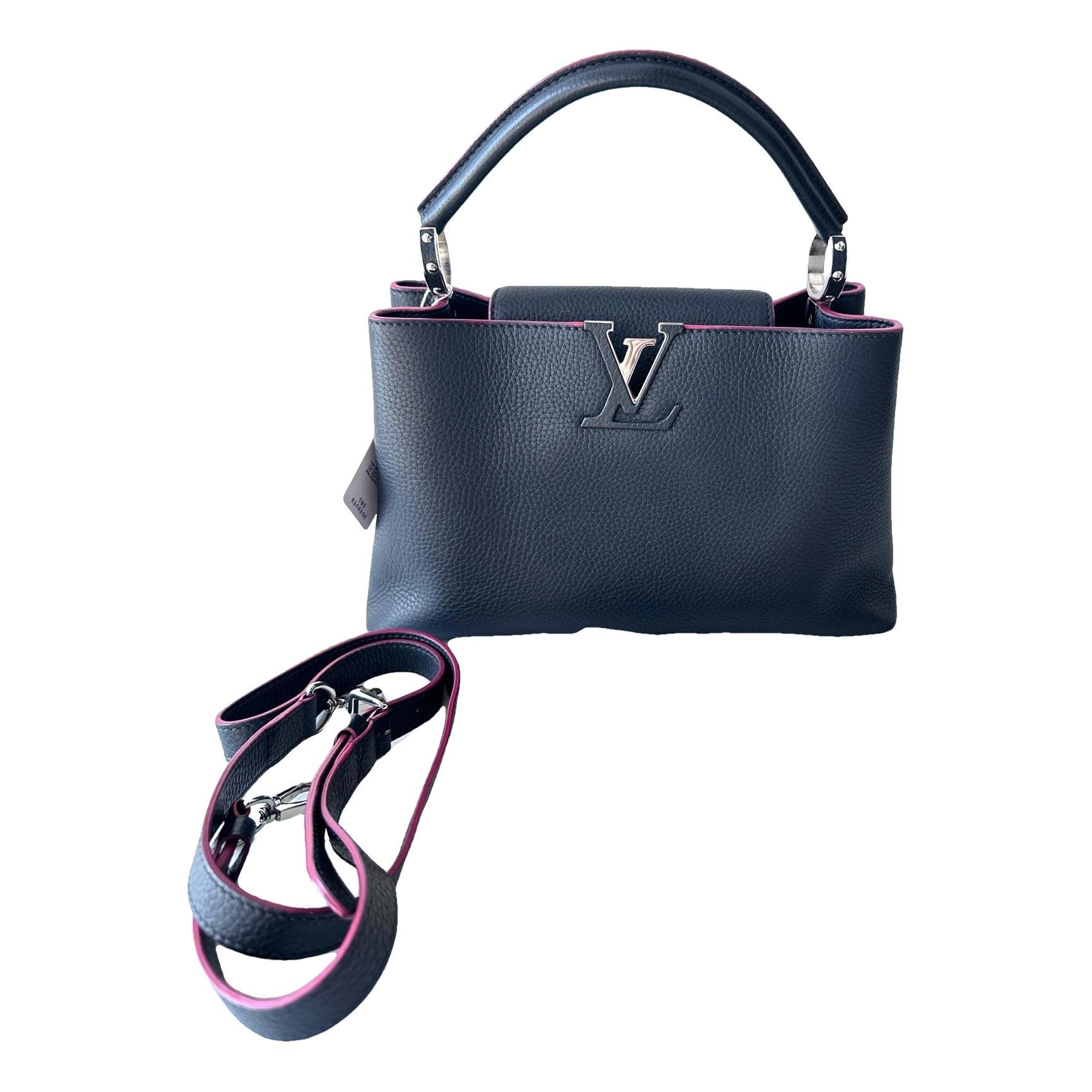 Capucines leather handbag