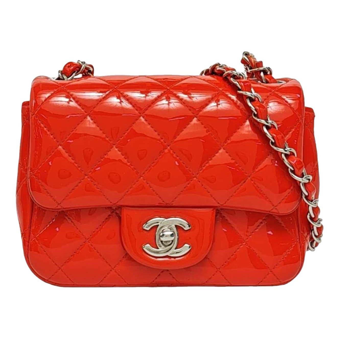 Timeless/Classique patent leather crossbody bag