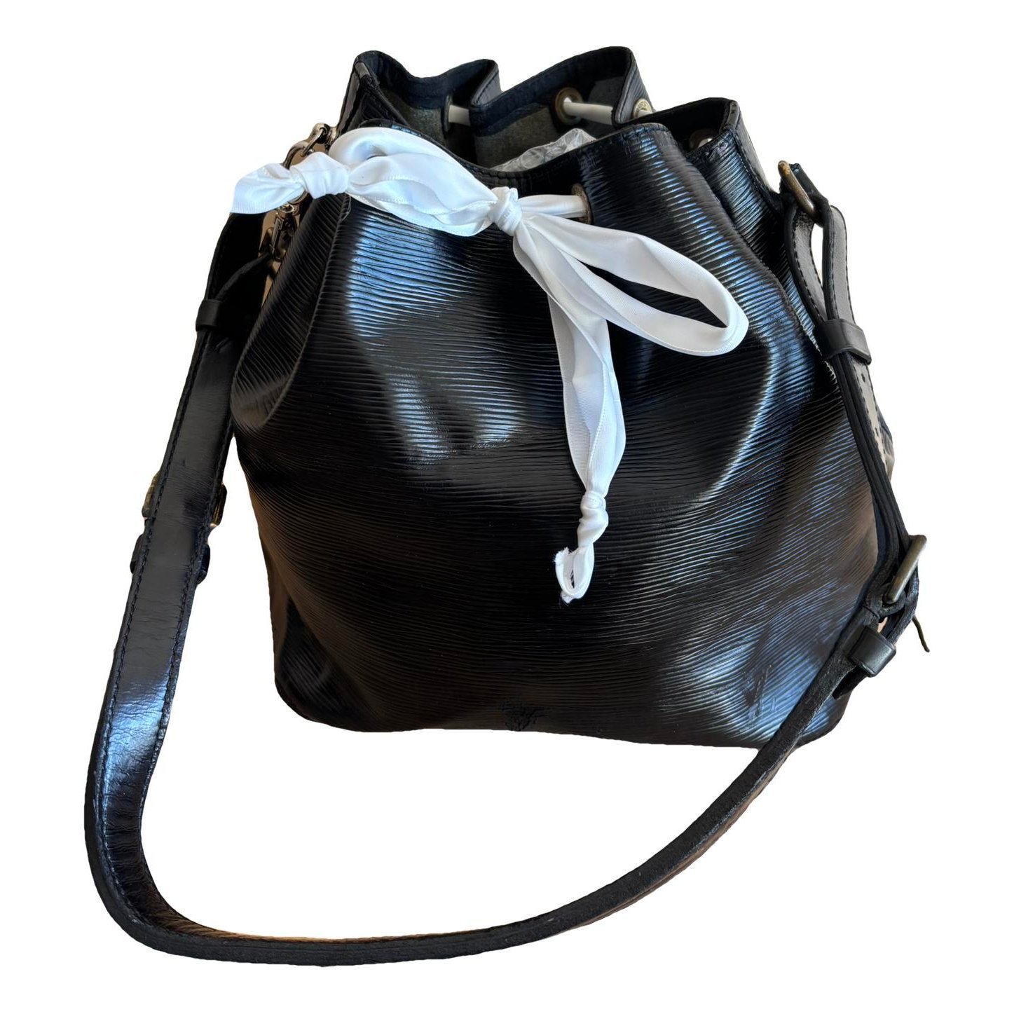 Noé leather handbag