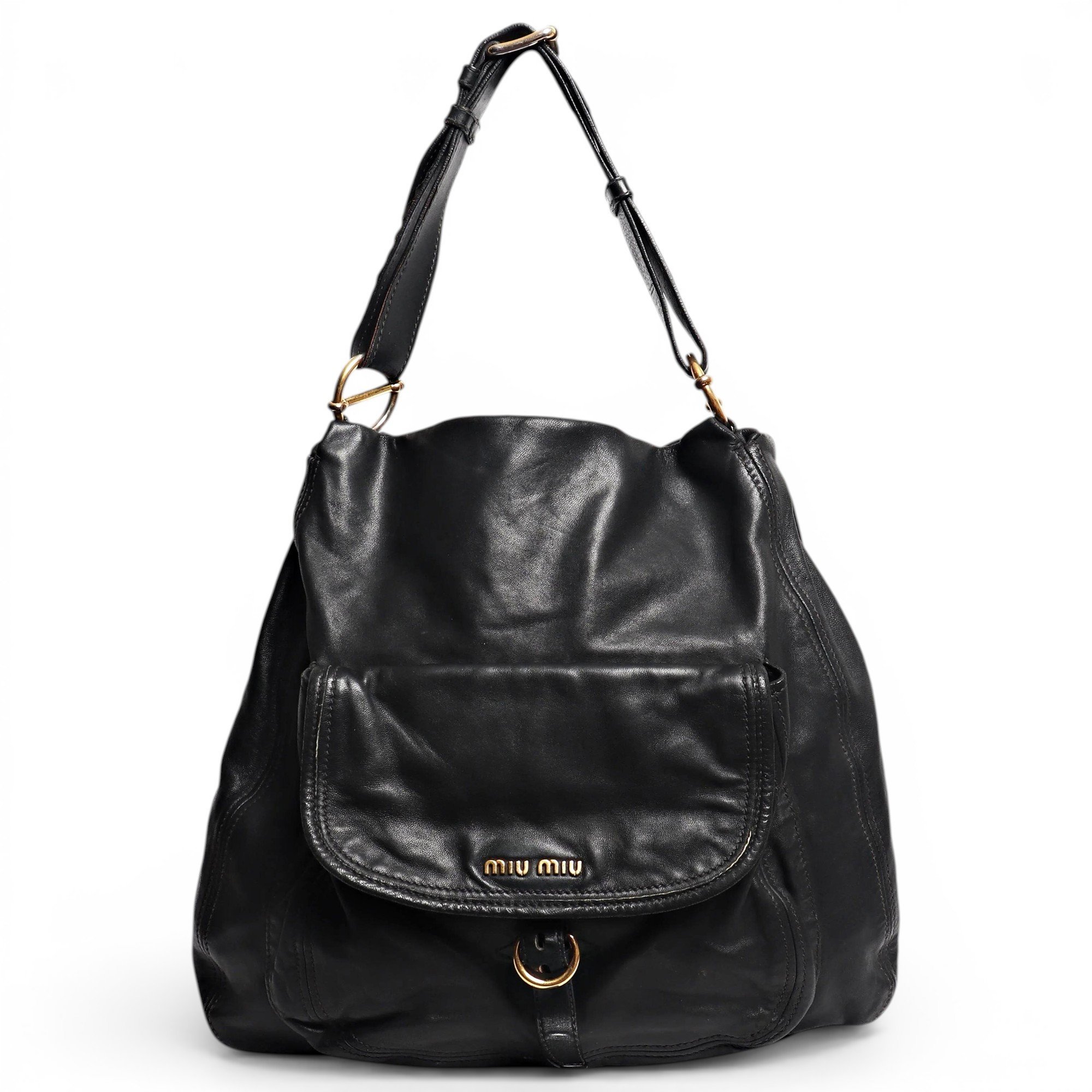 Pocket leather handbag