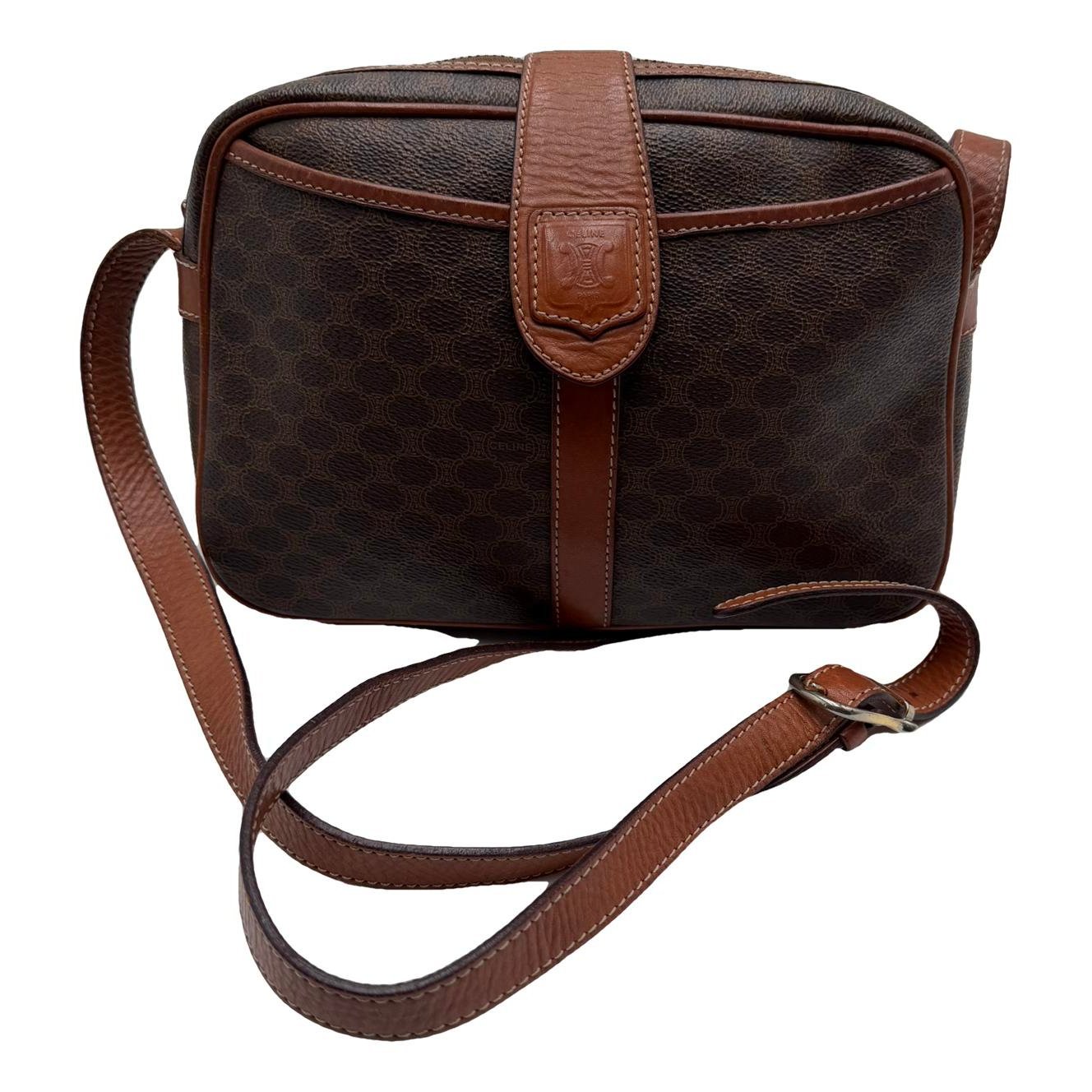 Triomphe leather tote