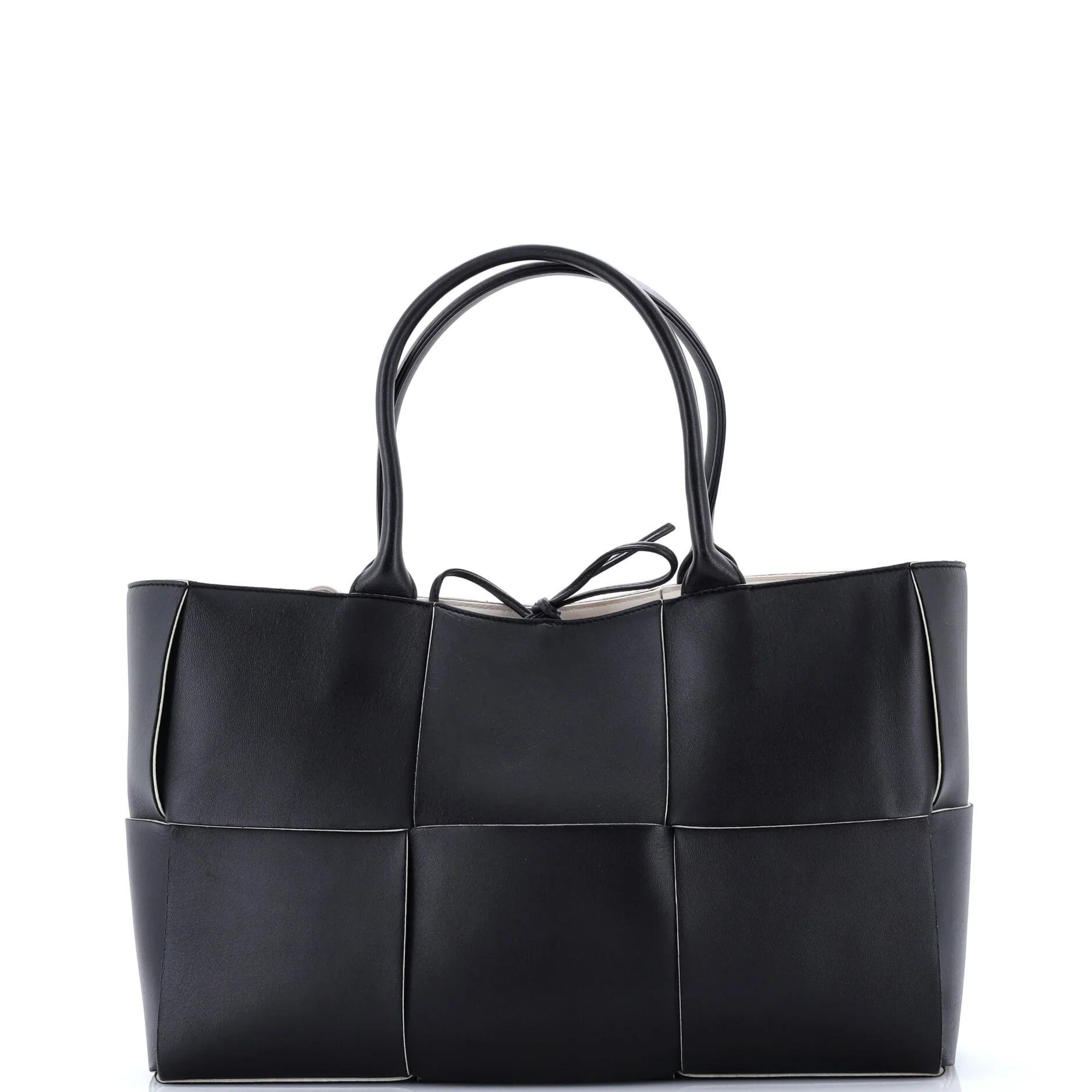 Leather tote