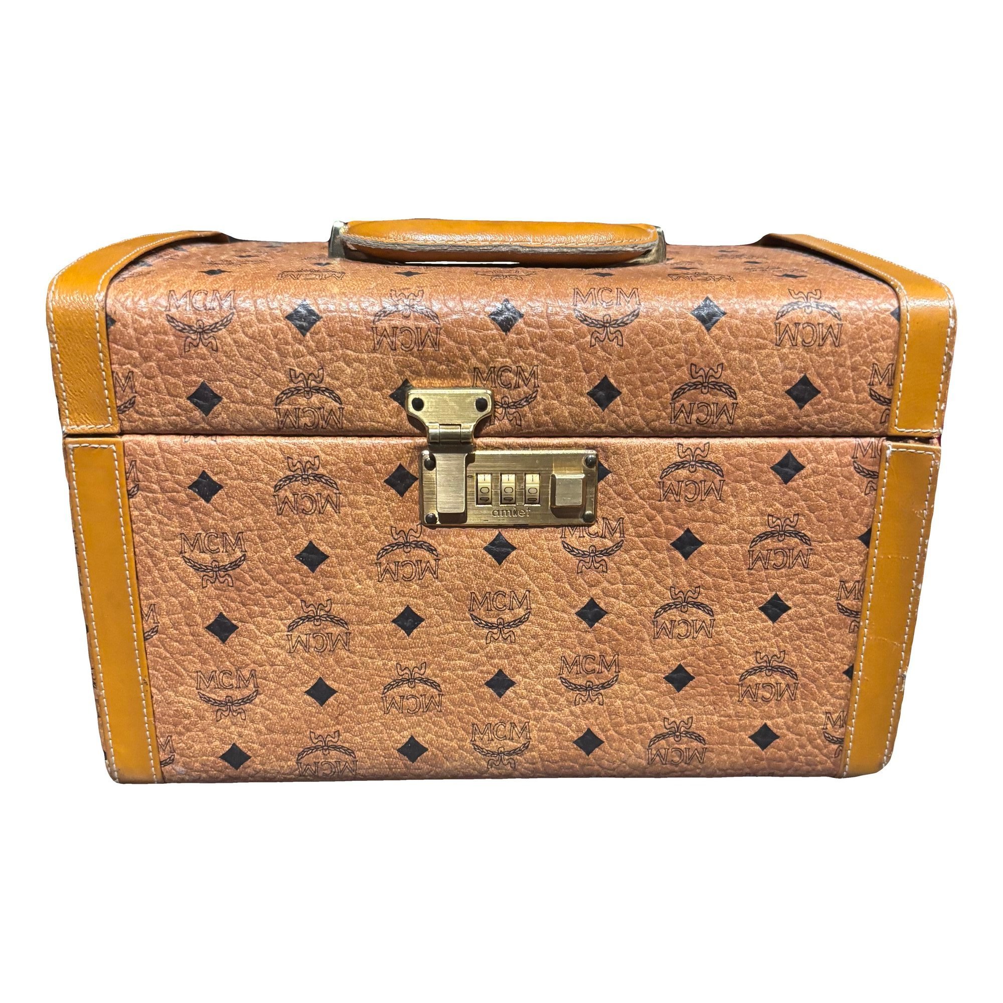 Leather vanity case