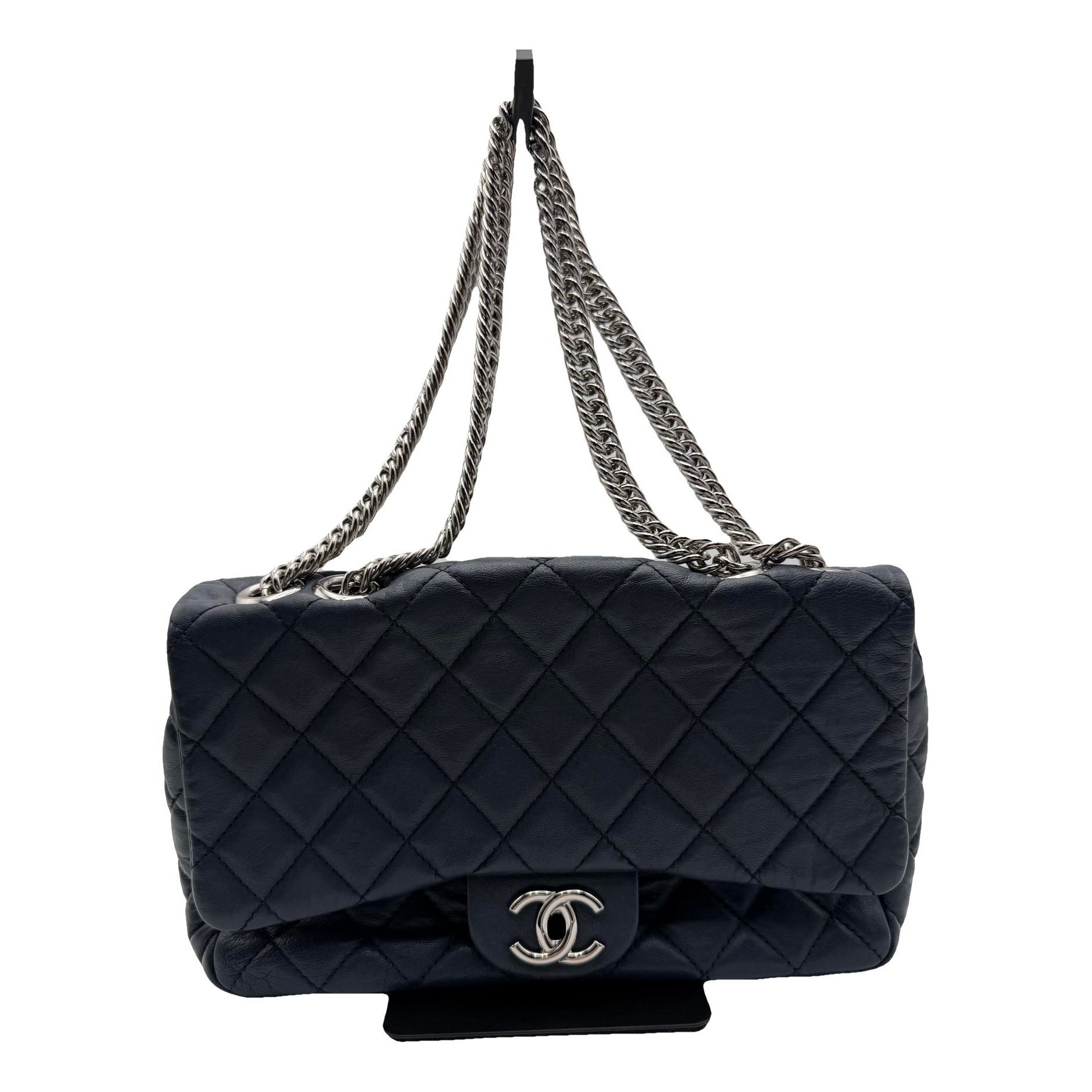 Timeless/Classique leather crossbody bag