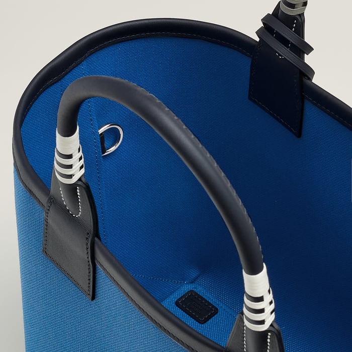 Steeple 25 Bag