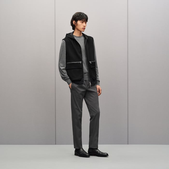 Noir Reversible Hooded Vest