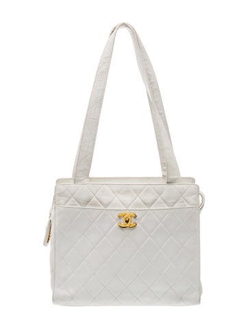 Quilted CC Shoulder Bag