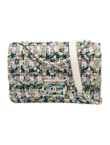 Tweed Beauty Lock Flap Bag