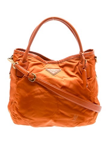 Signature Tote