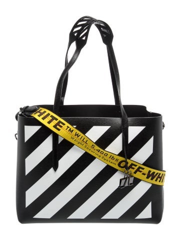 Signature Shoulder Bag