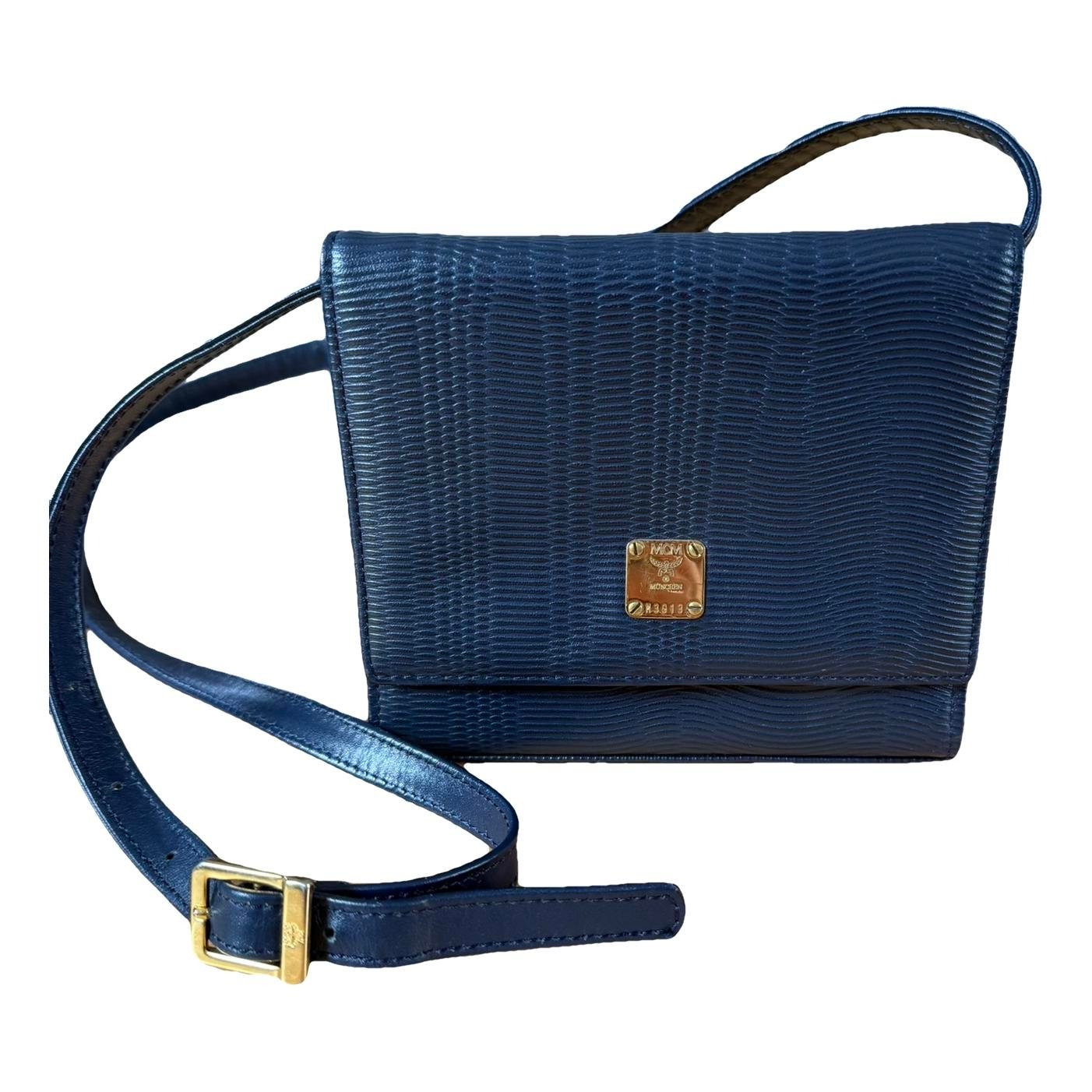 Leather crossbody bag