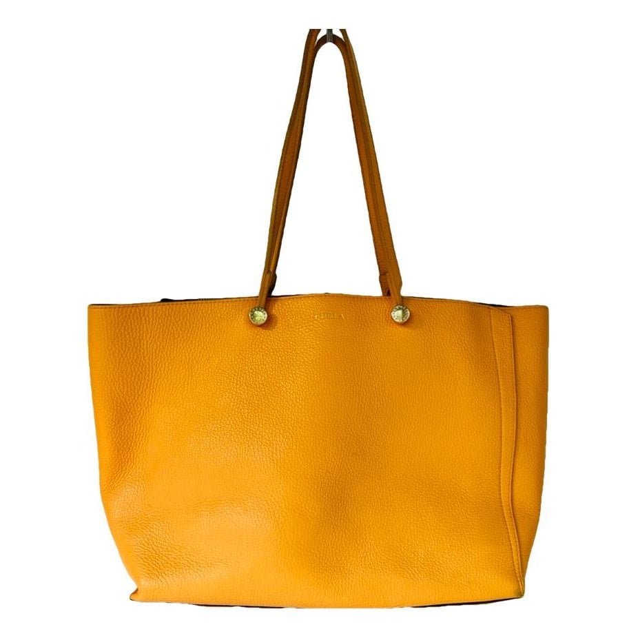 Leather tote