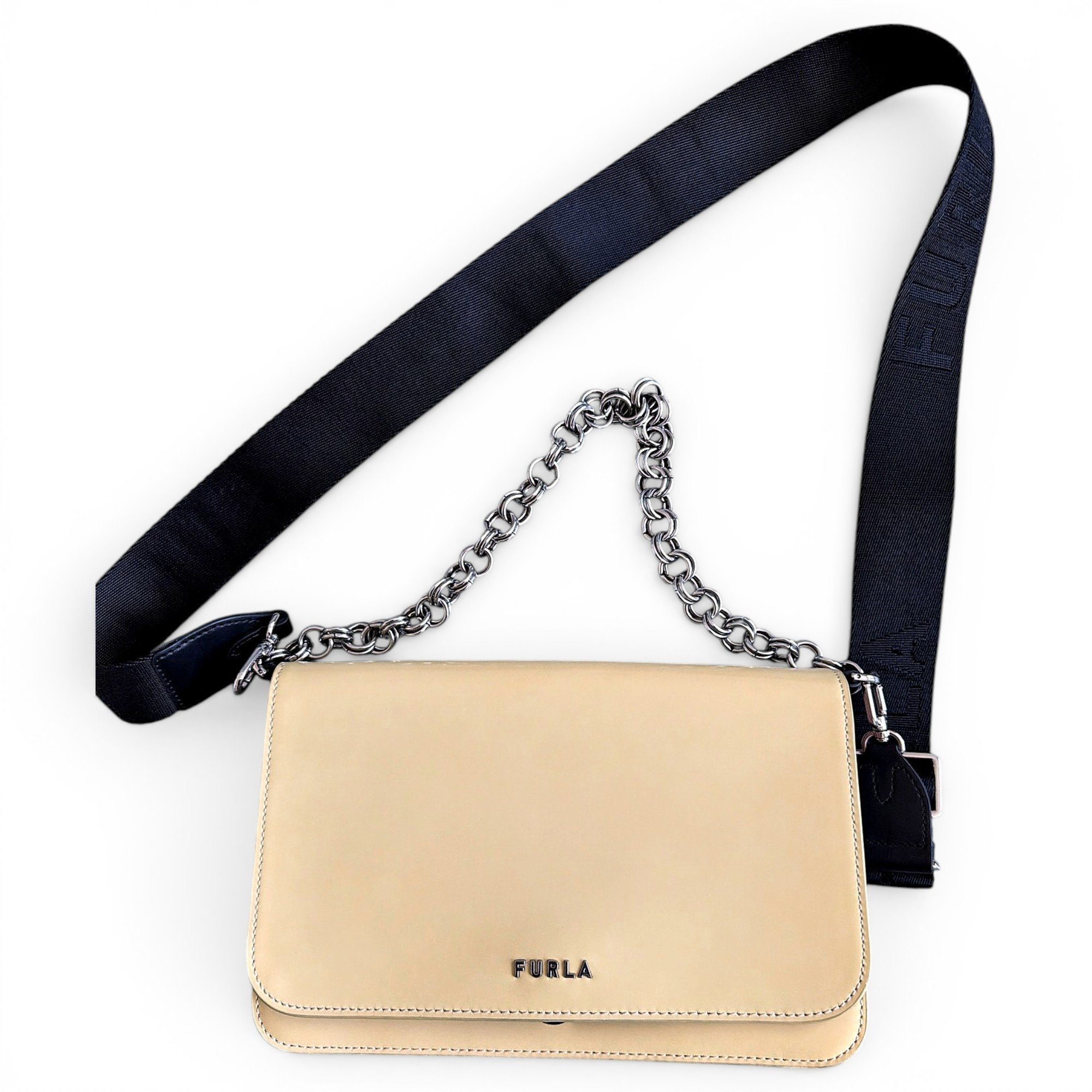 Leather crossbody bag