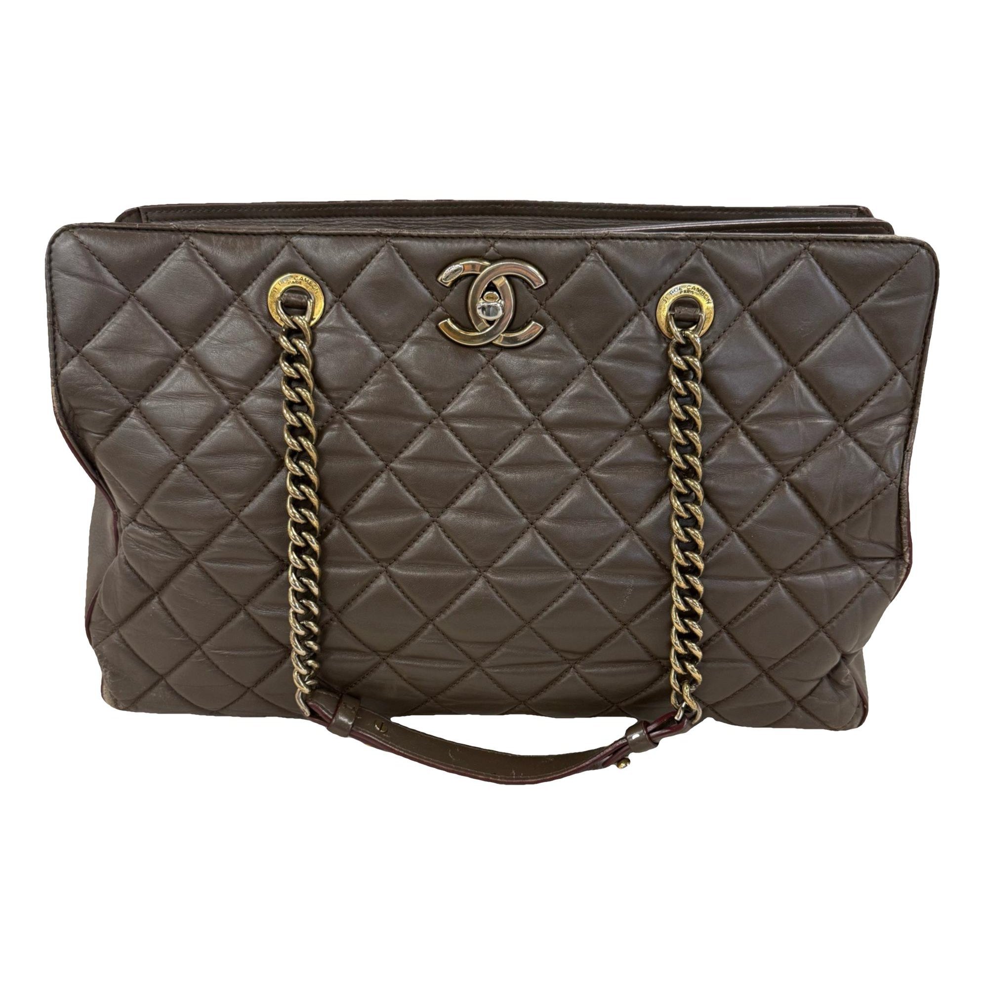 Classic CC Shopping leather tote