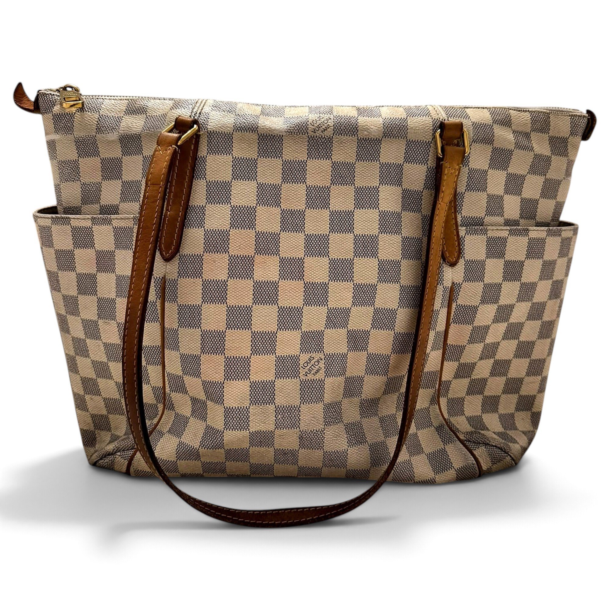 Totally leather handbag