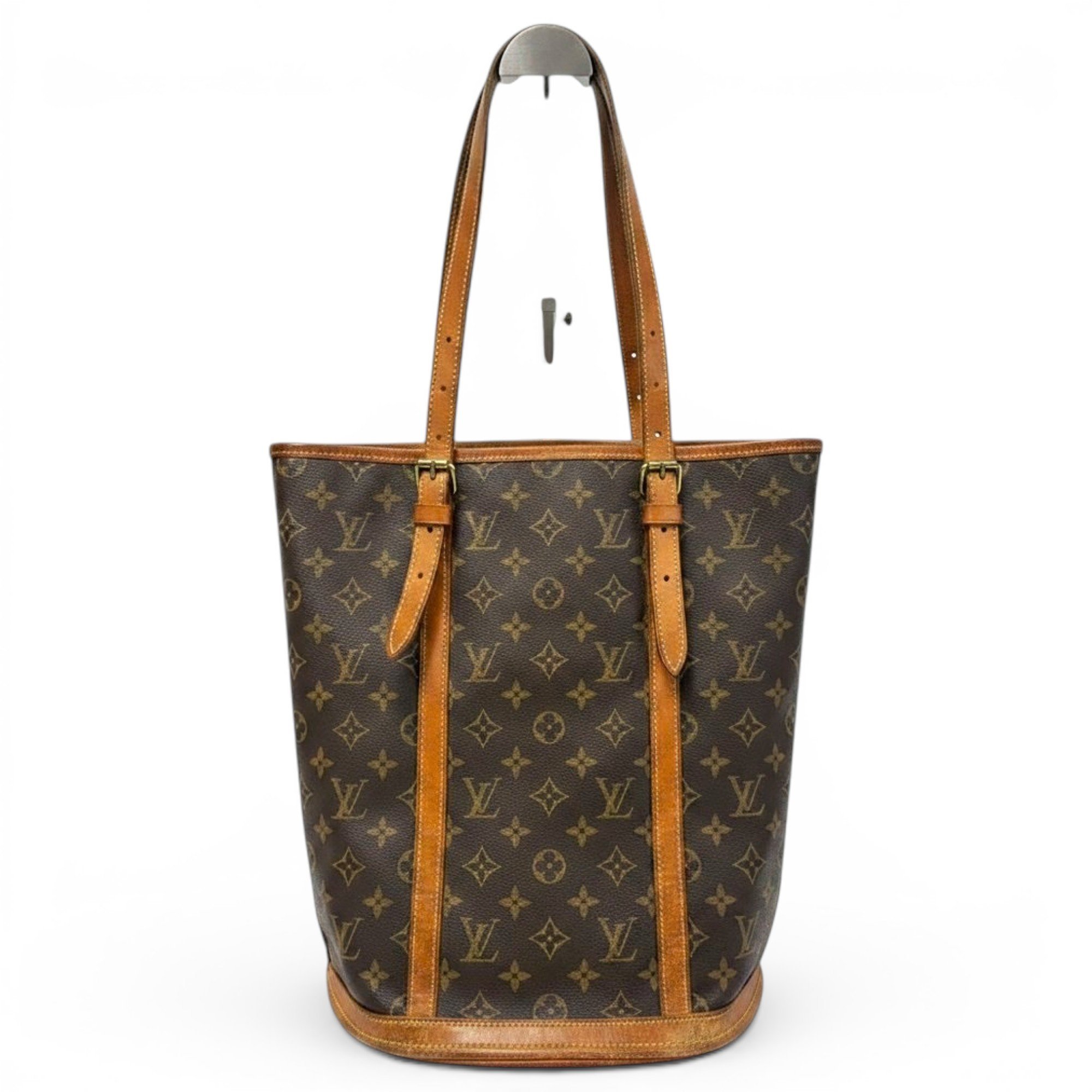 Bucket leather handbag