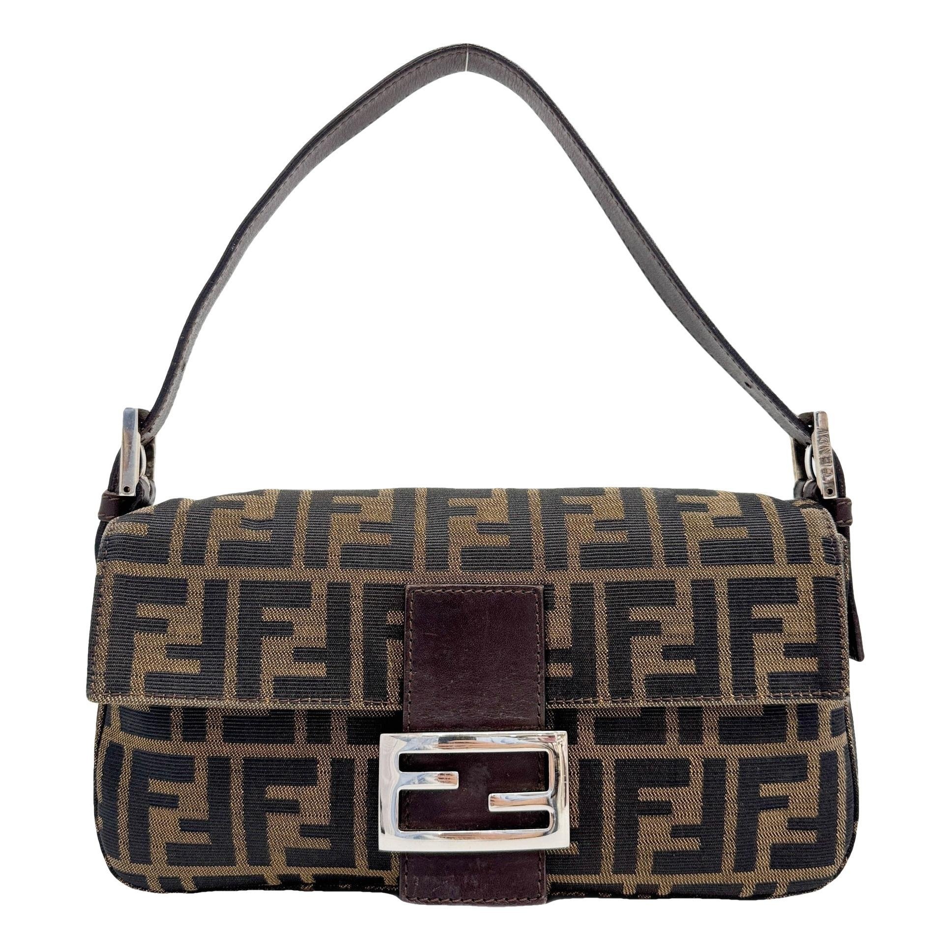 Baguette cloth handbag