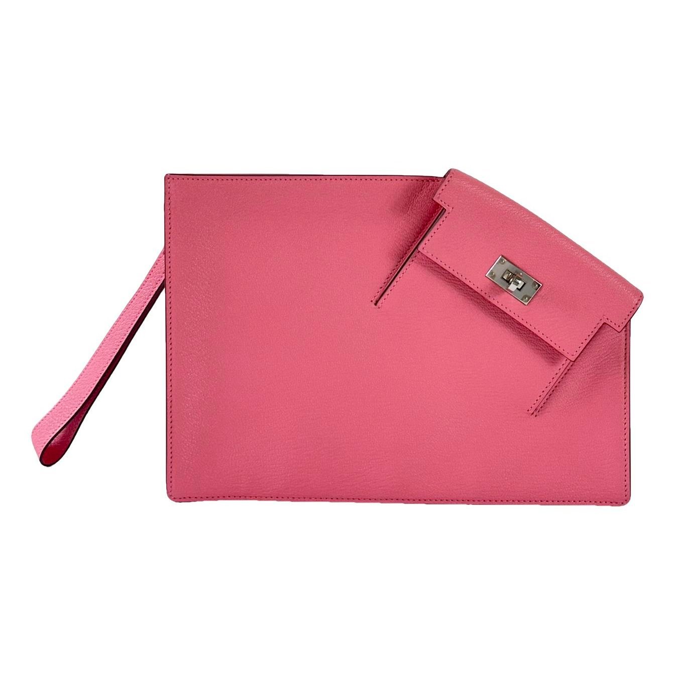 Kelly Pocket To Go leather clutch bag