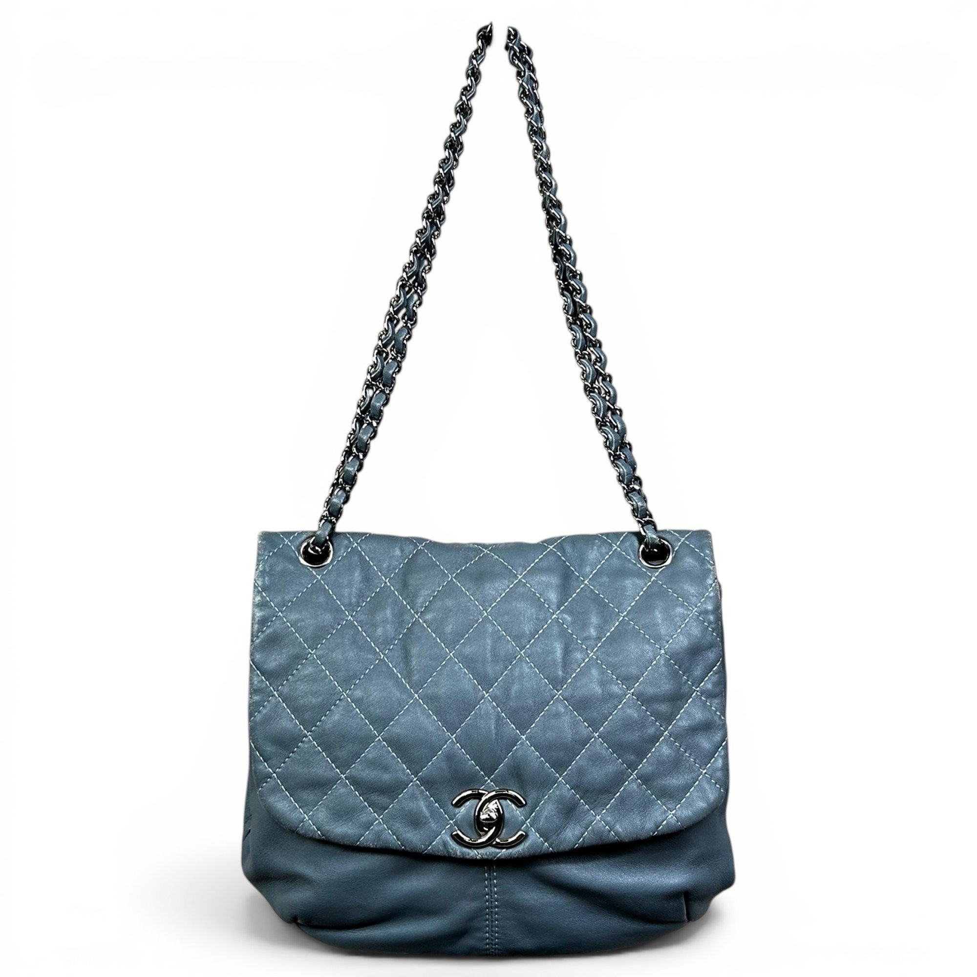Timeless/Classique leather crossbody bag