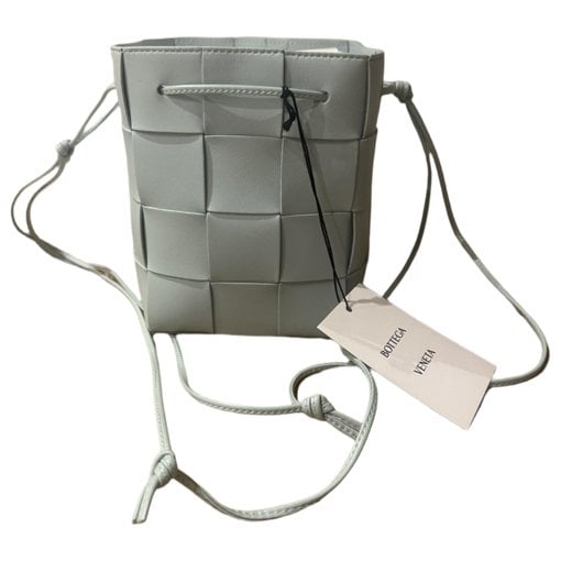 Cassette Bucket leather handbag