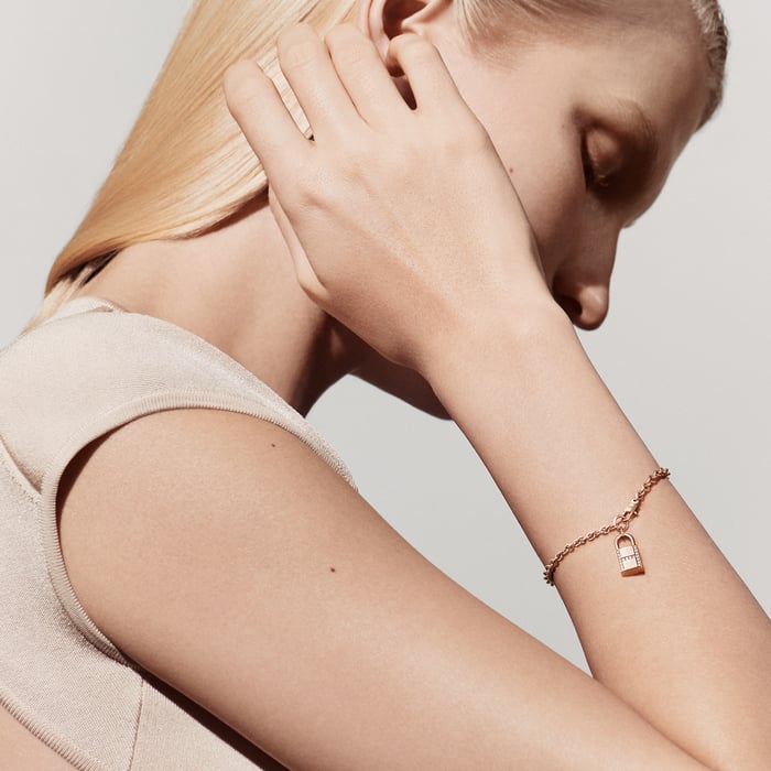 썽 꼴로리 Kelly Cadenas 브레이슬릿