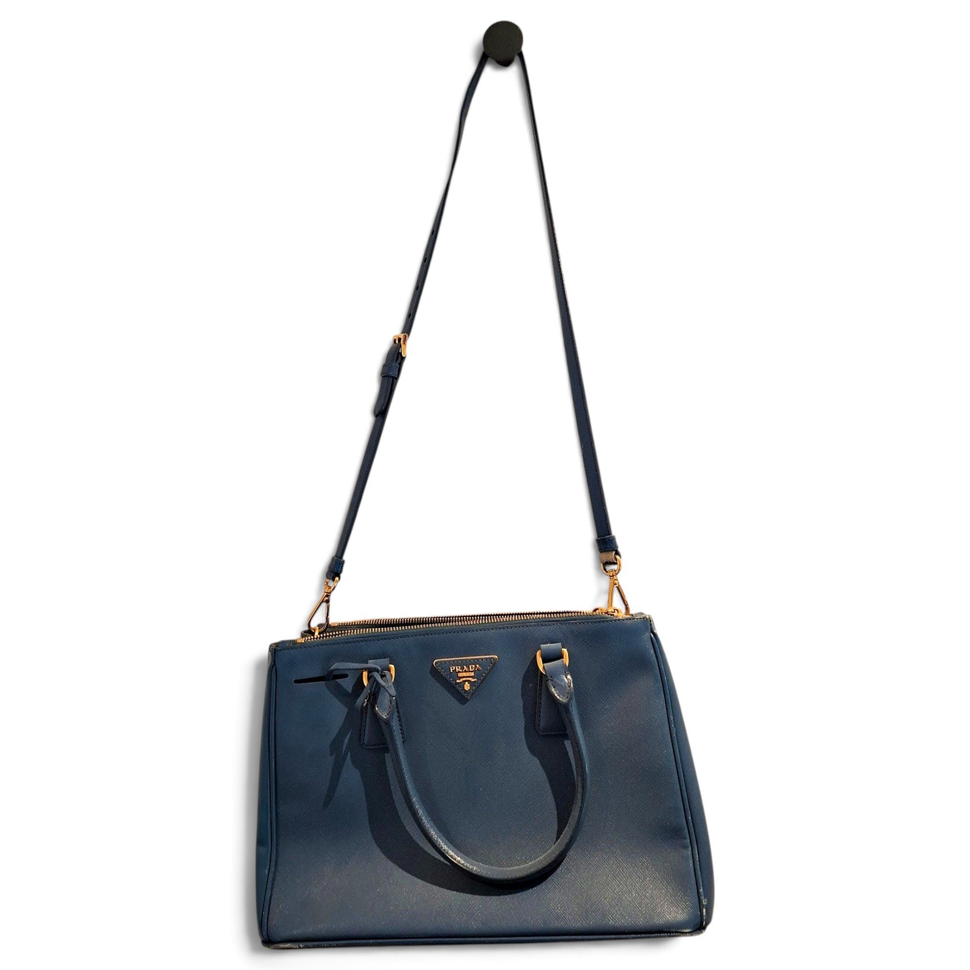 Double leather handbag