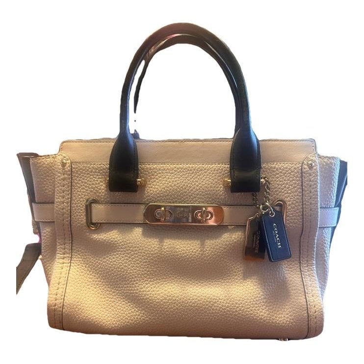 Leather handbag