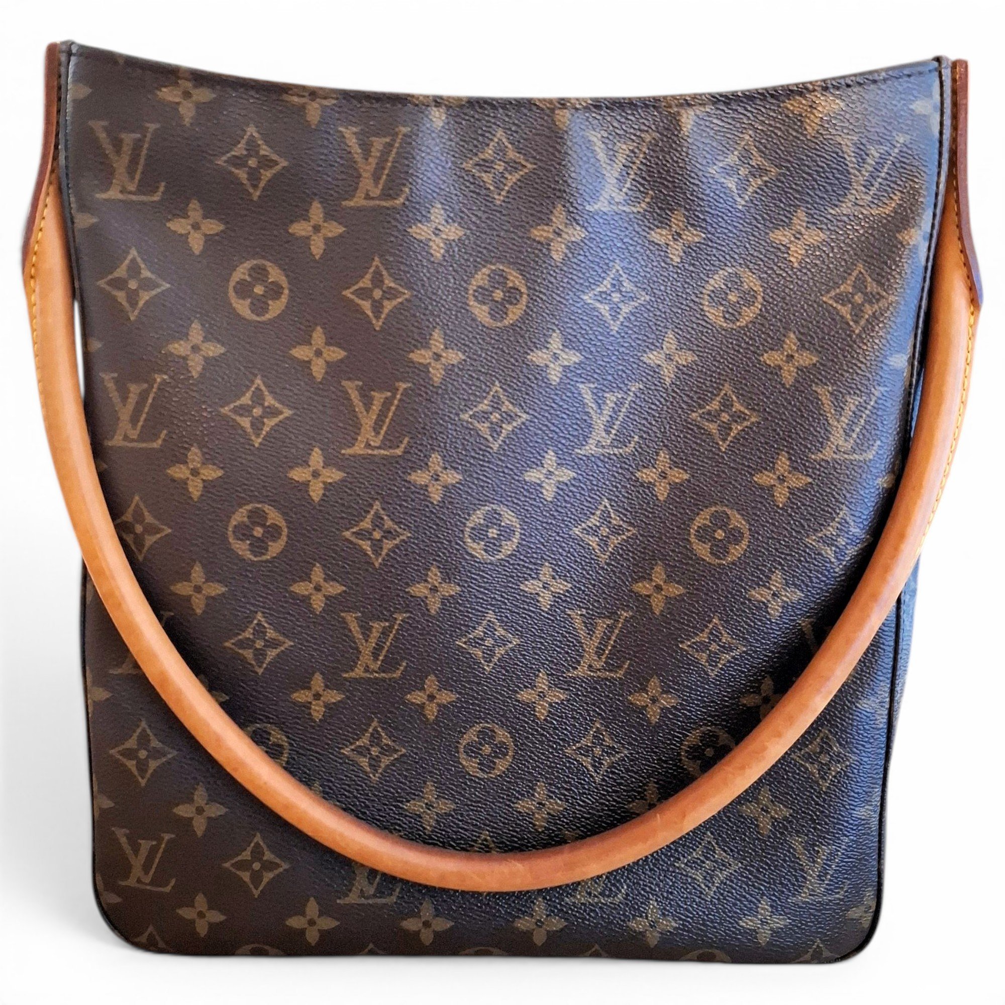 Looping leather handbag