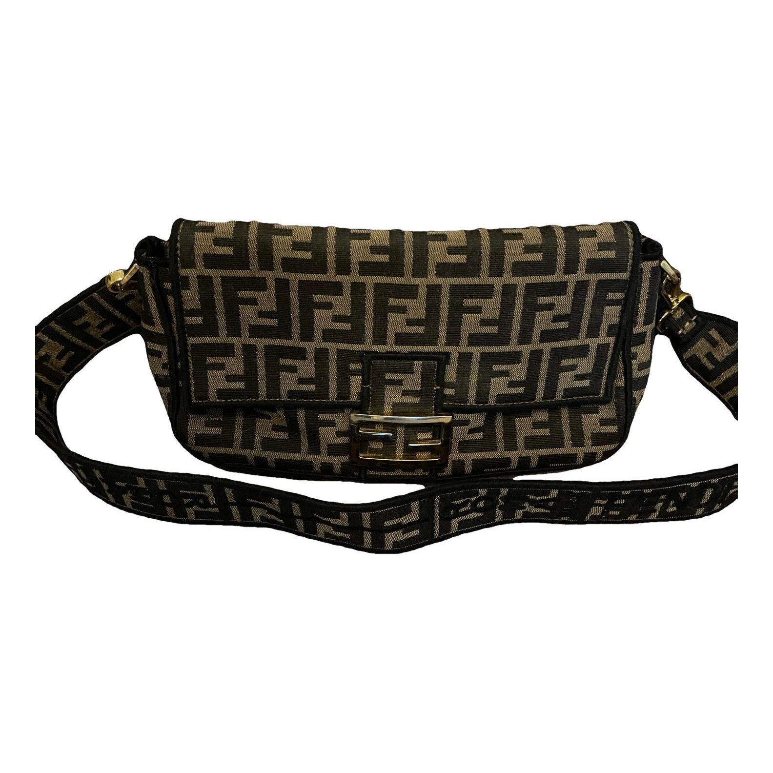 Baguette cloth handbag