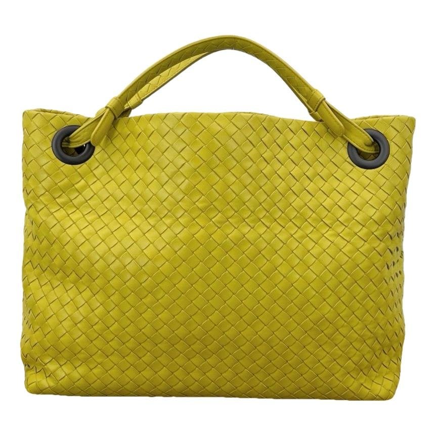 Garda leather handbag
