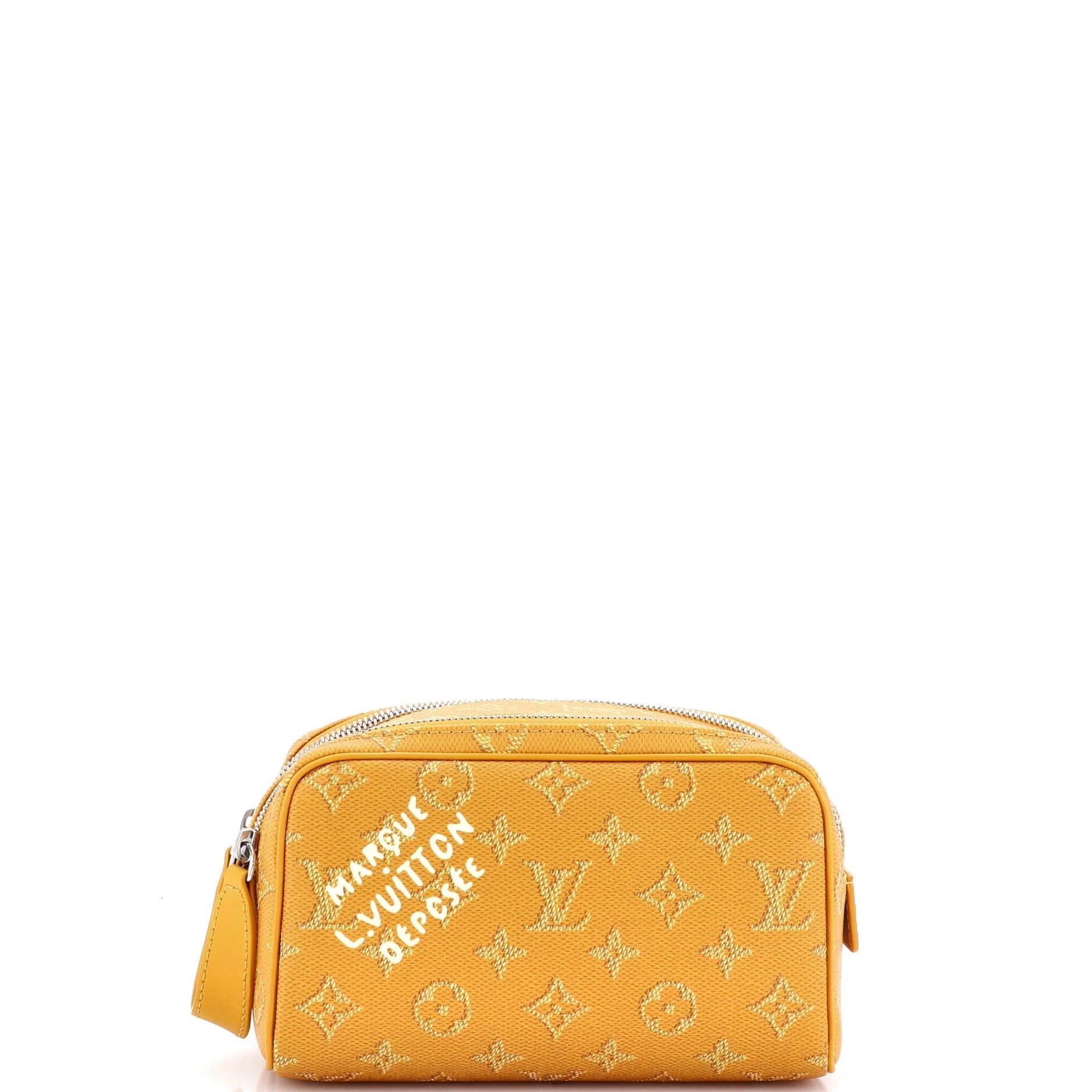 Cloth vanity case