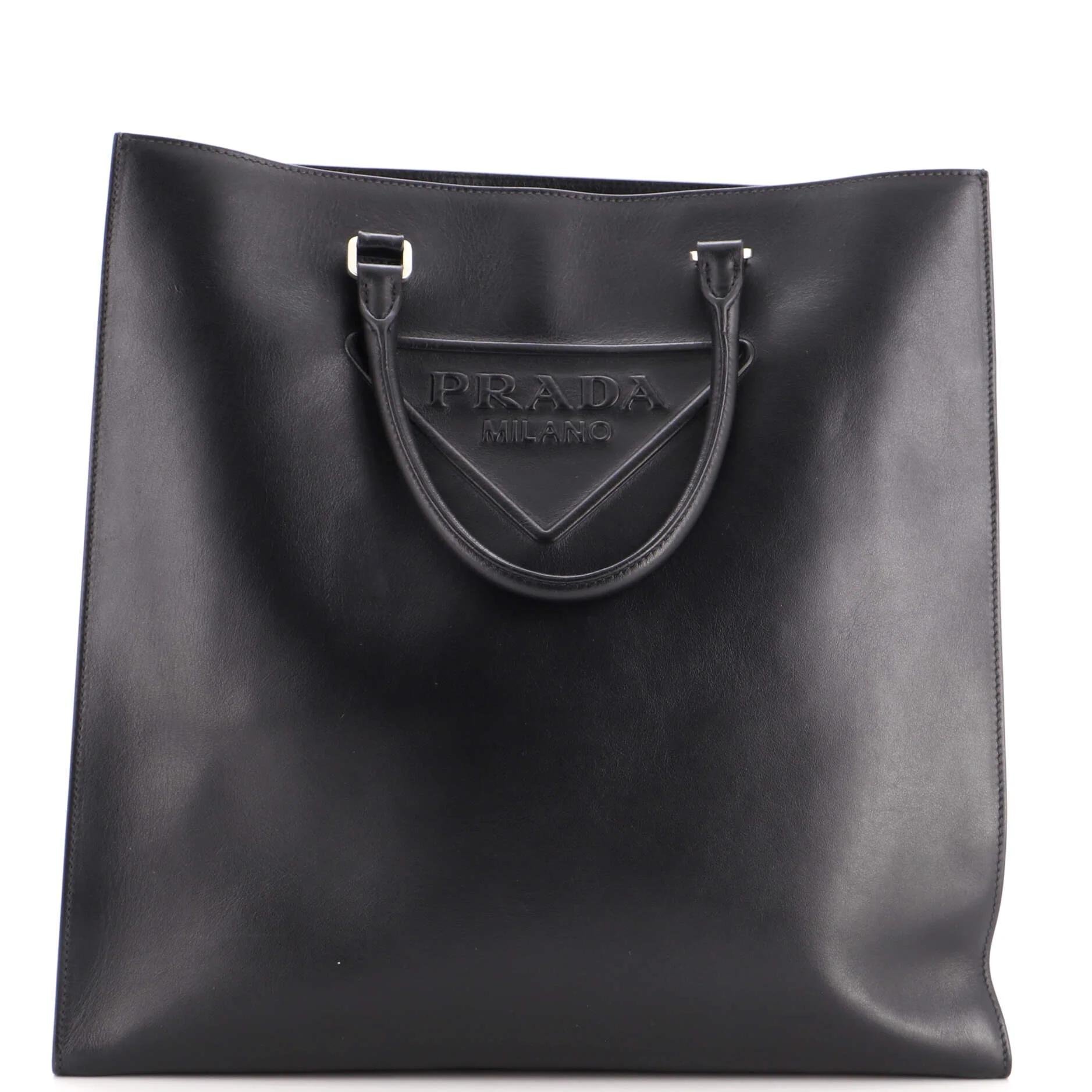 Leather tote