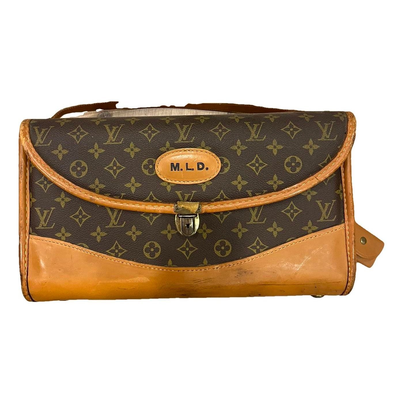 Leather travel bag