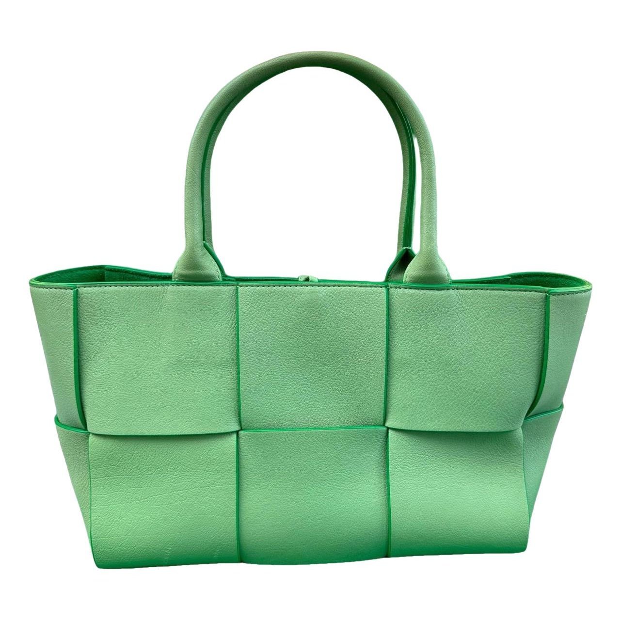 Veneta leather bag
