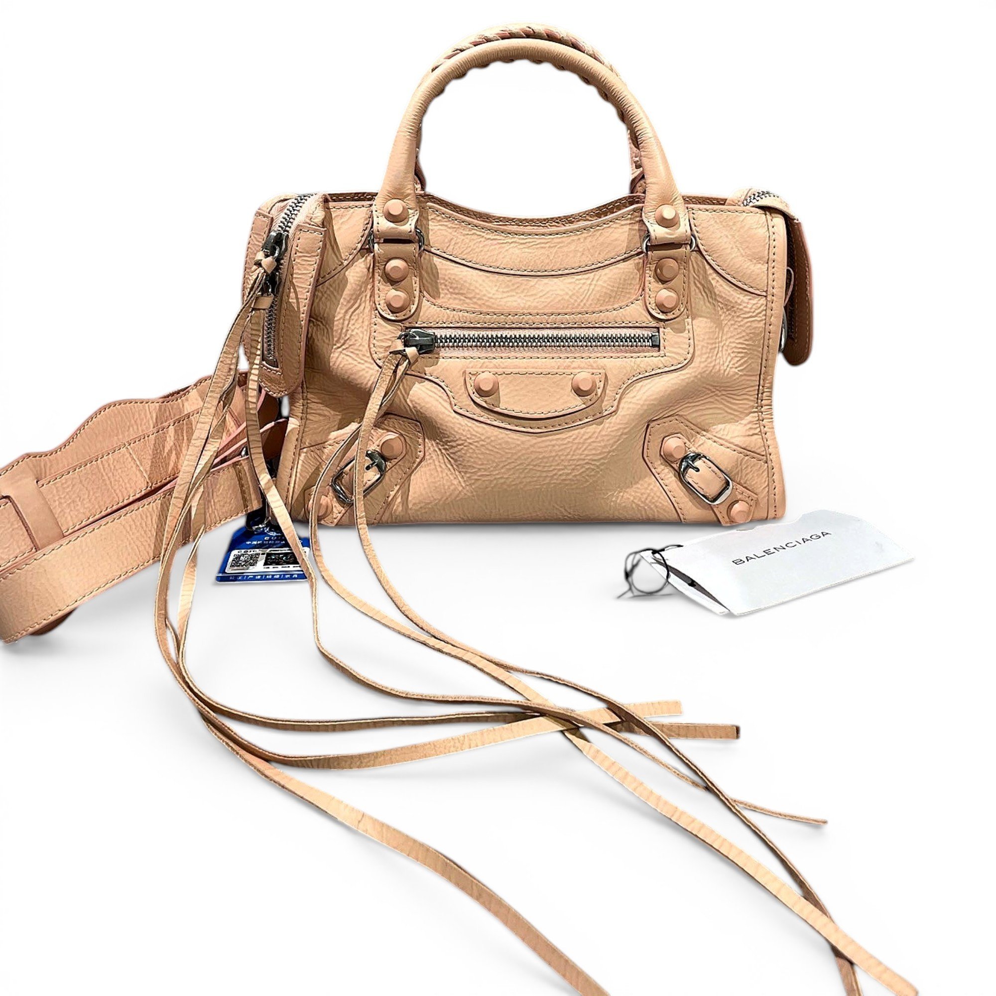 City leather handbag
