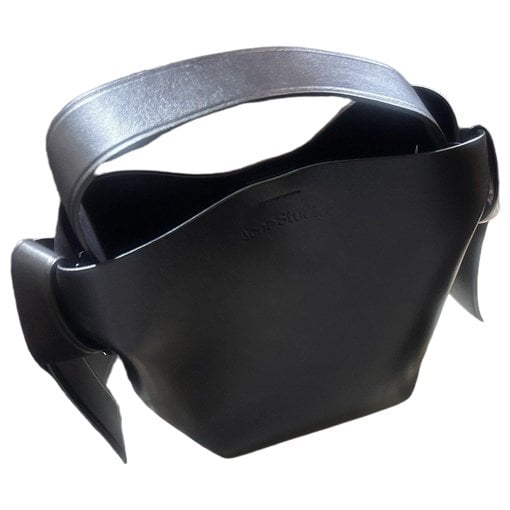 Musubi leather handbag