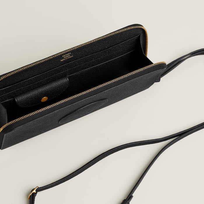 Noir Macaron to Go Wallet
