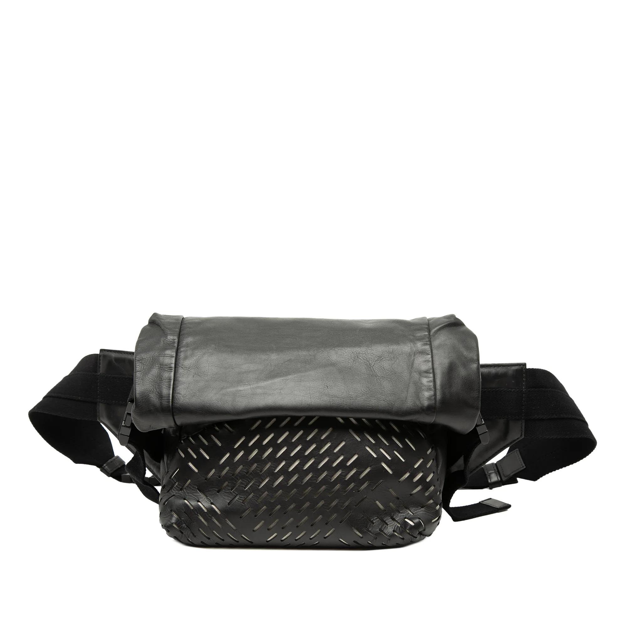 Veneta leather bag