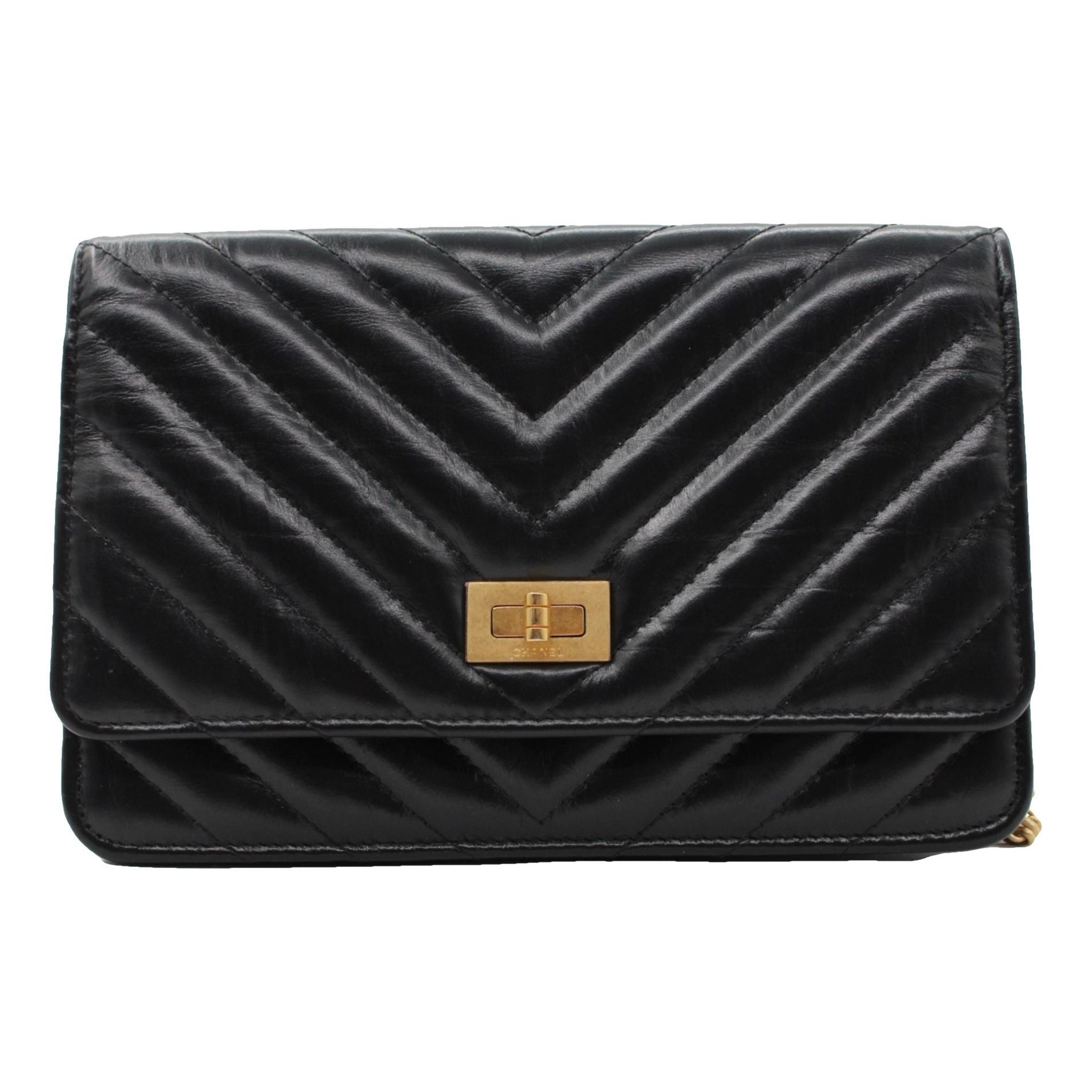 Leather clutch bag
