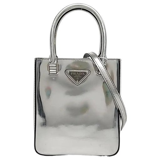 Leather tote