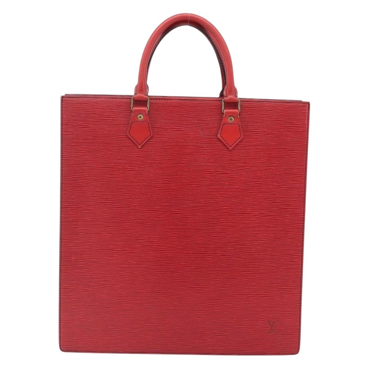 Plat leather handbag