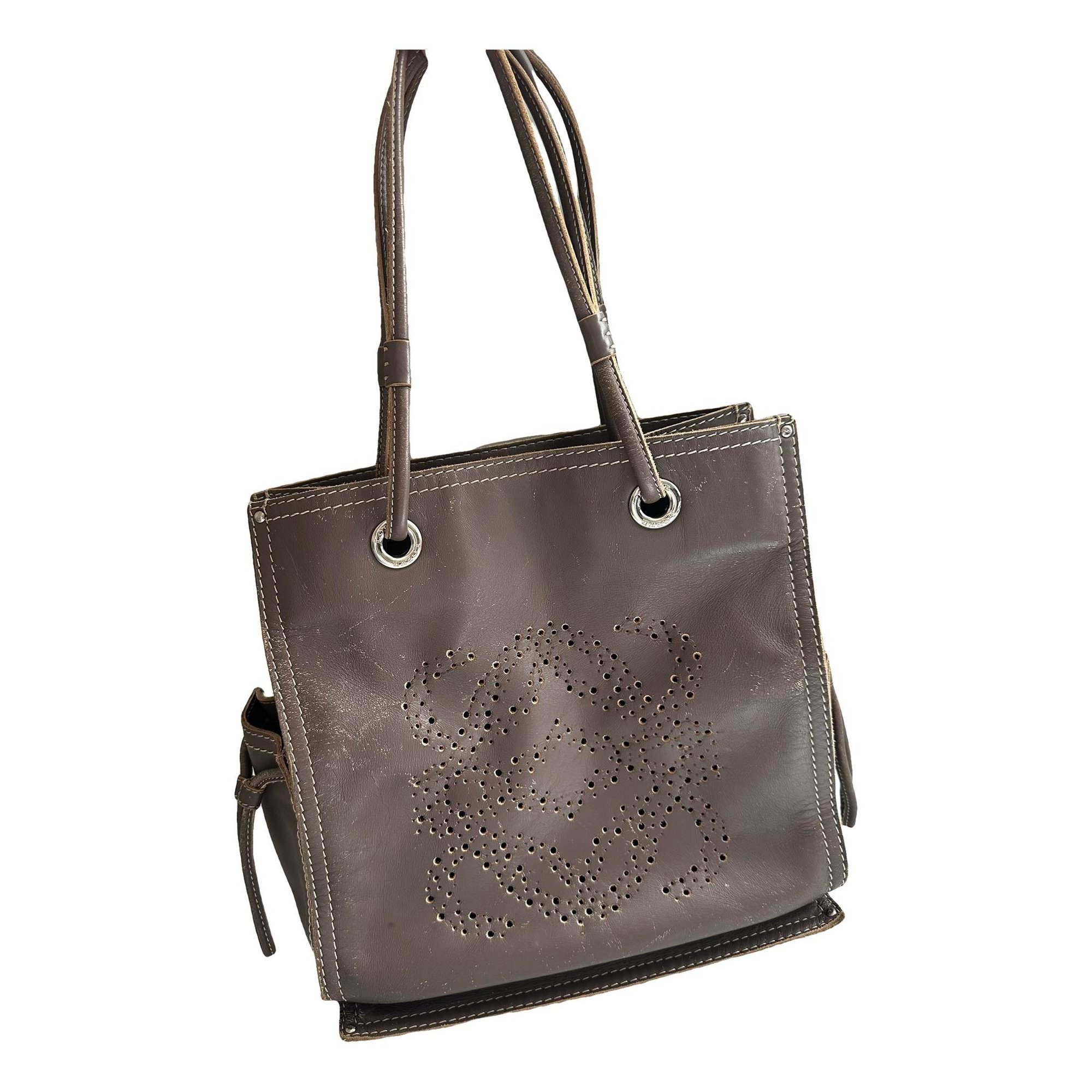 Leather handbag