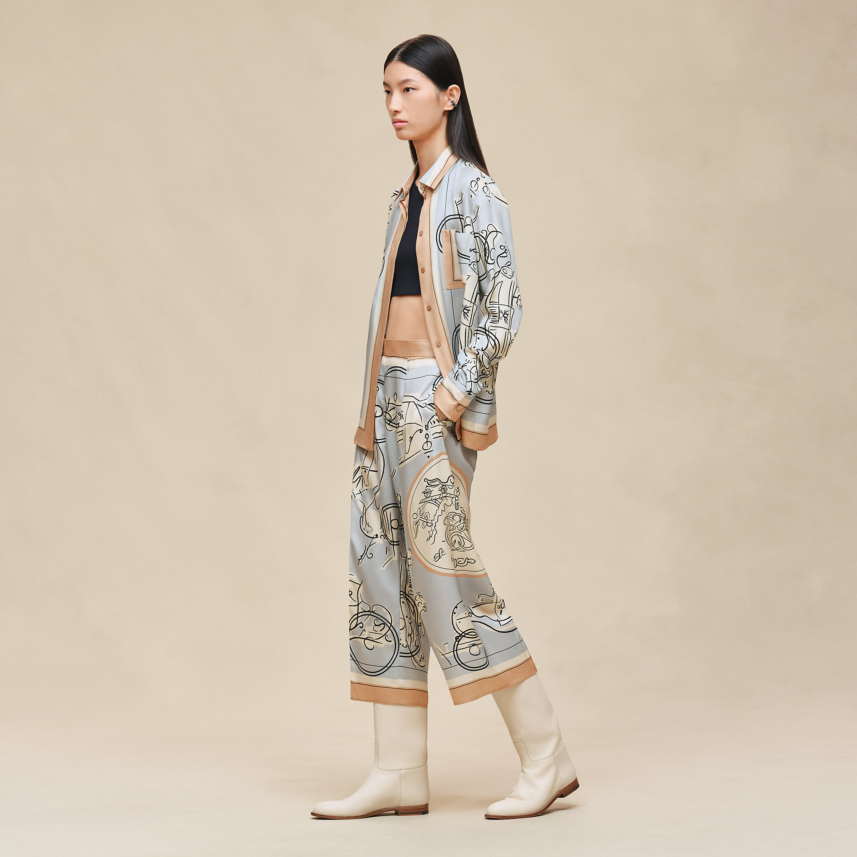 "Ex-Libris a Main Levee" short pants