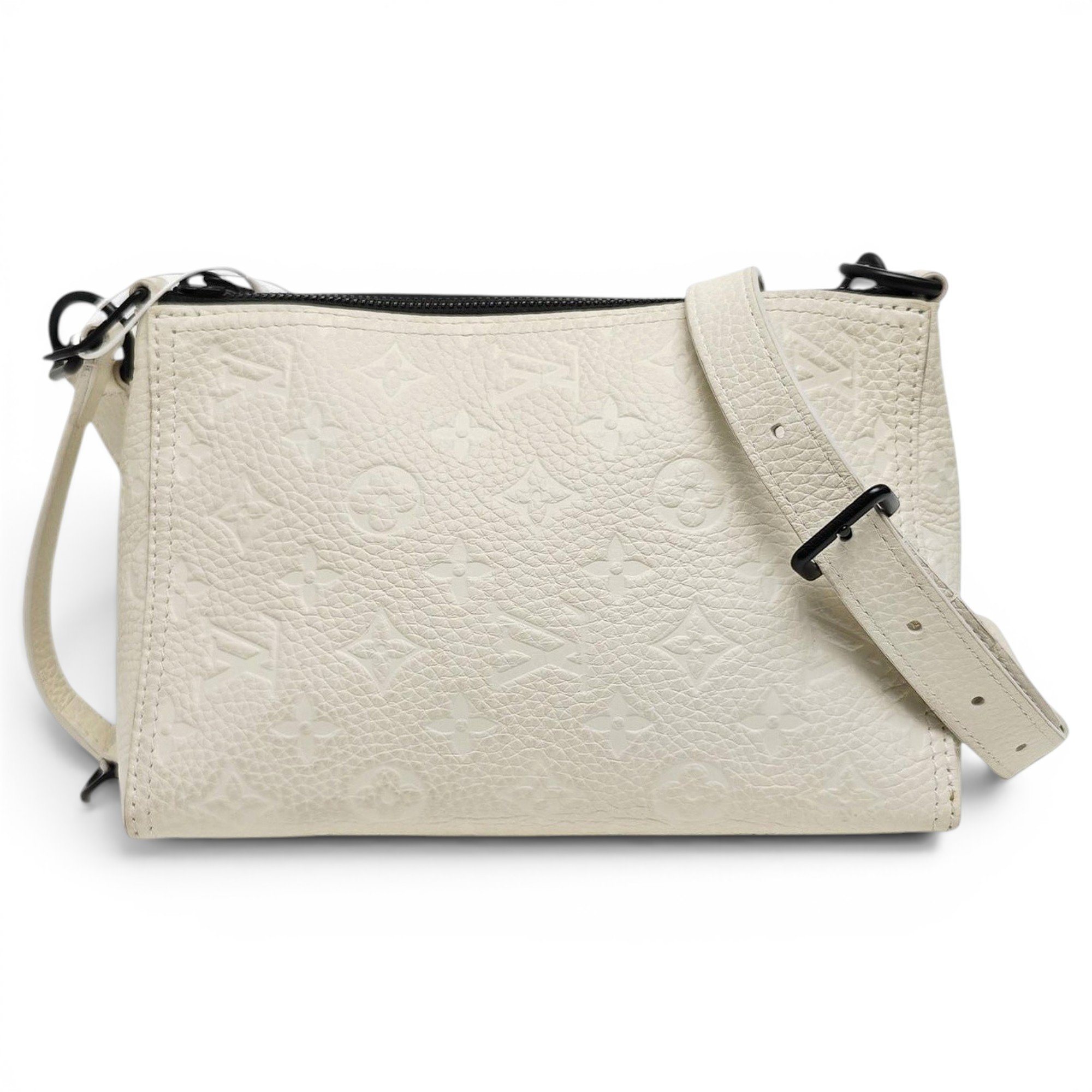 Louis Vuitton Neo Triangle leather handbag