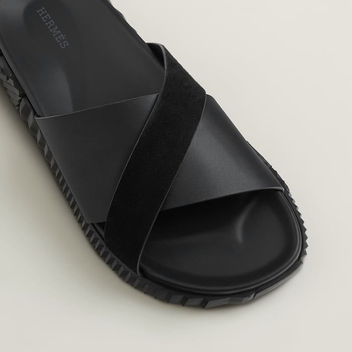 Noir Infra Sandal