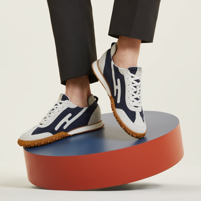 Jet Sneaker