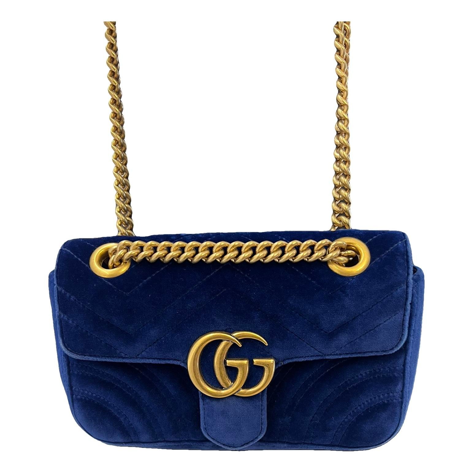 GG Marmont Flap velvet crossbody bag