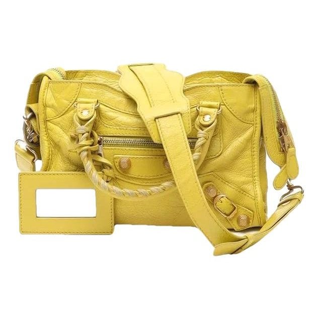 City leather handbag